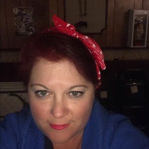 Meet your Posher, Lisa